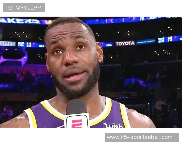 麦克法兰称赞球员表现强调新教练即将上任助力球队发展